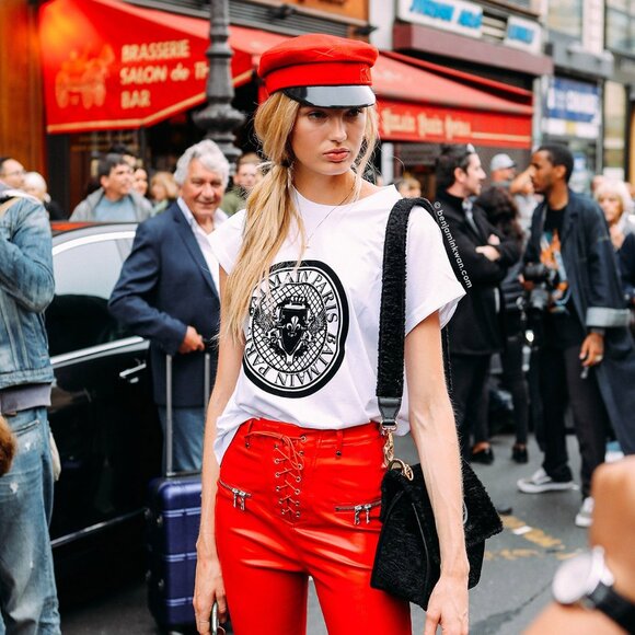 𝐑𝐔𝐒𝐋𝐀𝐍 𝐁𝐀𝐆𝐈𝐍𝐒𝐊𝐈𝐘 Red Wool Baker Boy Cap NEW WITH TAGS!! - Picture 1 of 16